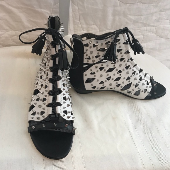 COPY - - Sam Edelman spike open toe sandals - Picture 1 of 5